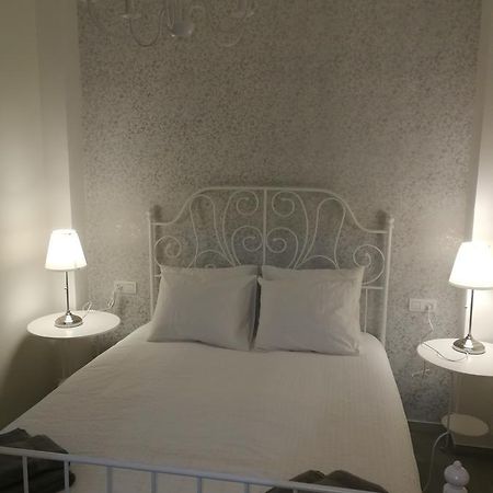 Апартаменты Apartamento Alfalfa Севилья Экстерьер фото