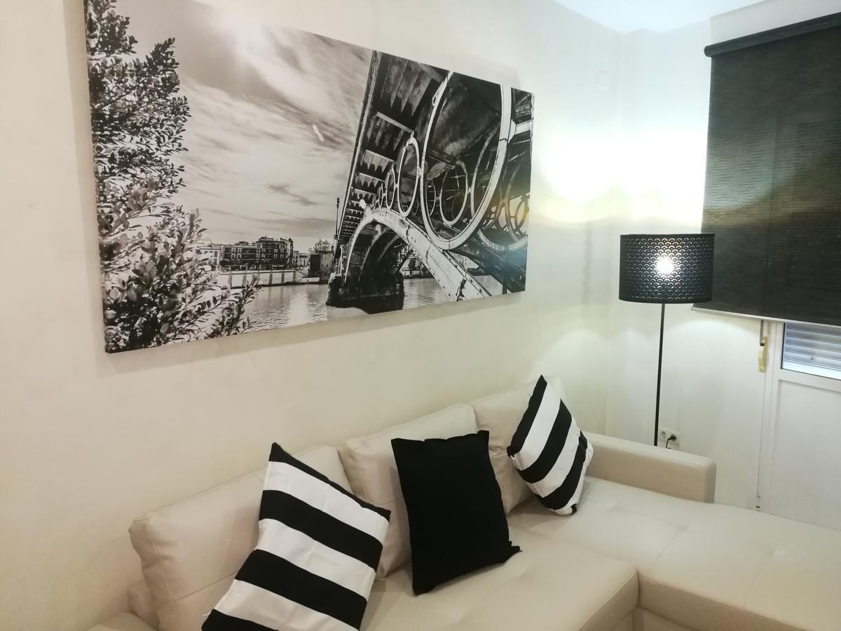 Апартаменты Apartamento Alfalfa Севилья Экстерьер фото